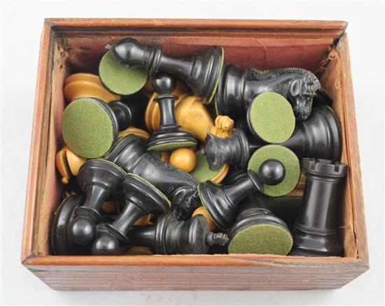 A Victorian Jaques staunton pattern ebony and boxwood chess set, Kings 3.5in.